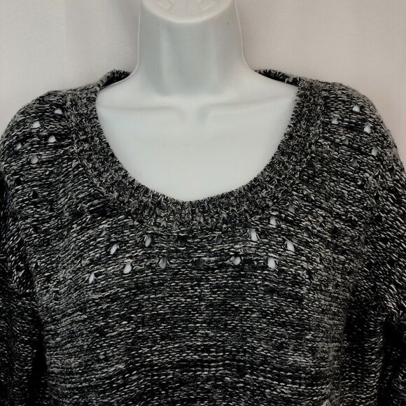 VINTAGE HAVANA Anthropologie Size M Gray Black White Knit Soma V Back Fringe - Picture 3 of 11